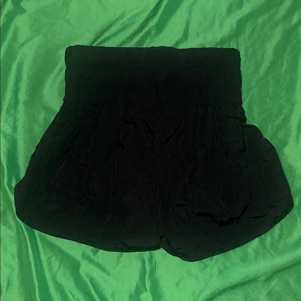 Free People Movement Women's Black High-Waisted Athletic Shorts size Medium - Picture 3 of 6